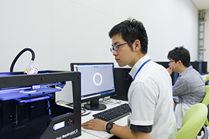 東京工科大学機械工学科で学ぶ学生