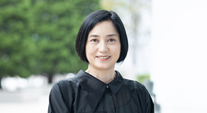 野村 律子