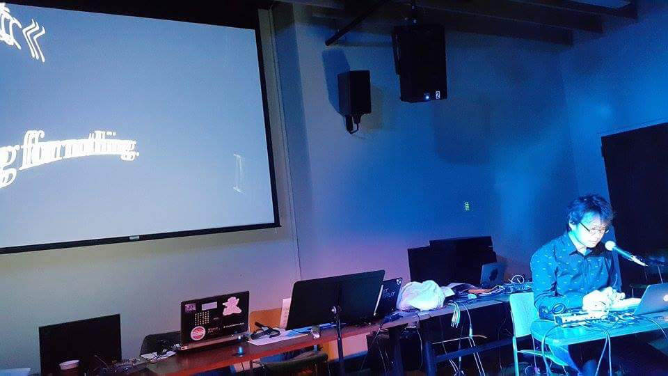 budrevo(声をオーバーダビングして演奏する, 2016, PureData Convention, ライブパフォーマンス)