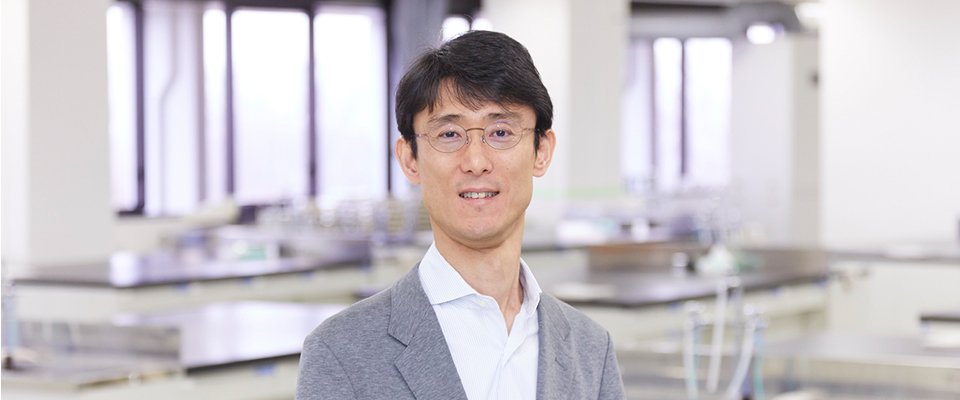 加藤 輝