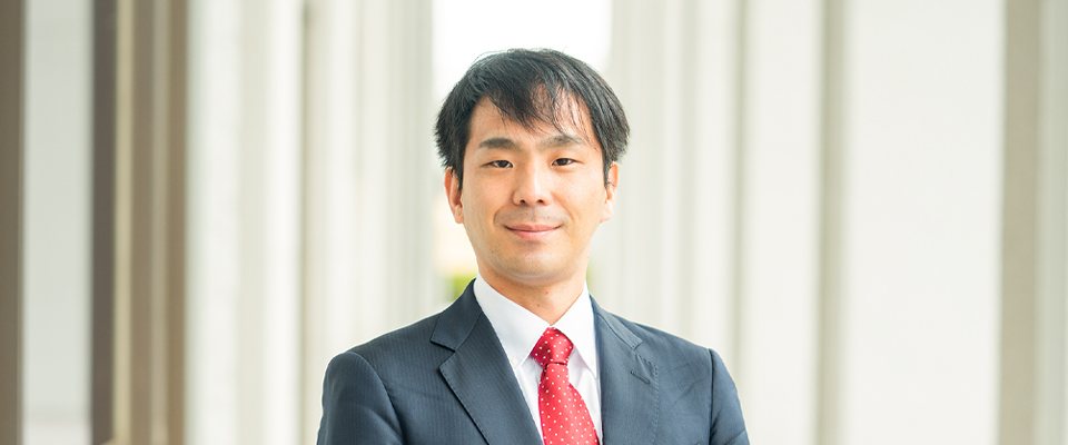 伝保 昭彦