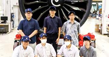 CMCセンターと工学部で株式会社JALエンジニアリングのエンジン整備センターを見学