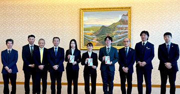 2025年度 有隣堂奨学金授与式を実施