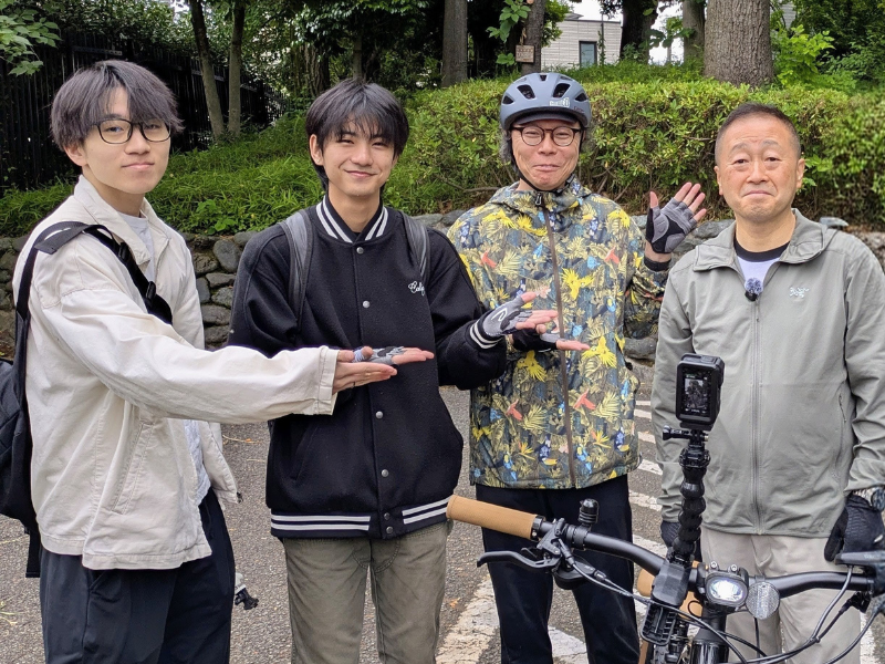 東京工科大学デザイン学部生と大田区長2