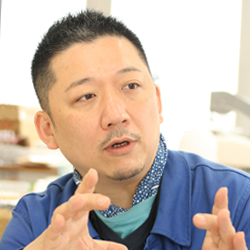 デザイン学部　伊藤丙雄　准教授