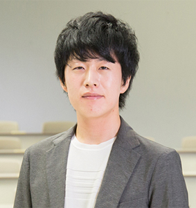 伏見卓恭 (今教授)