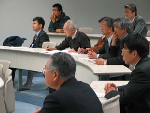 「年度報告会」会場風景1