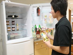 タグを添付した食品類