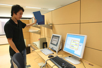 RFIDを用いた蔵書管理システム 